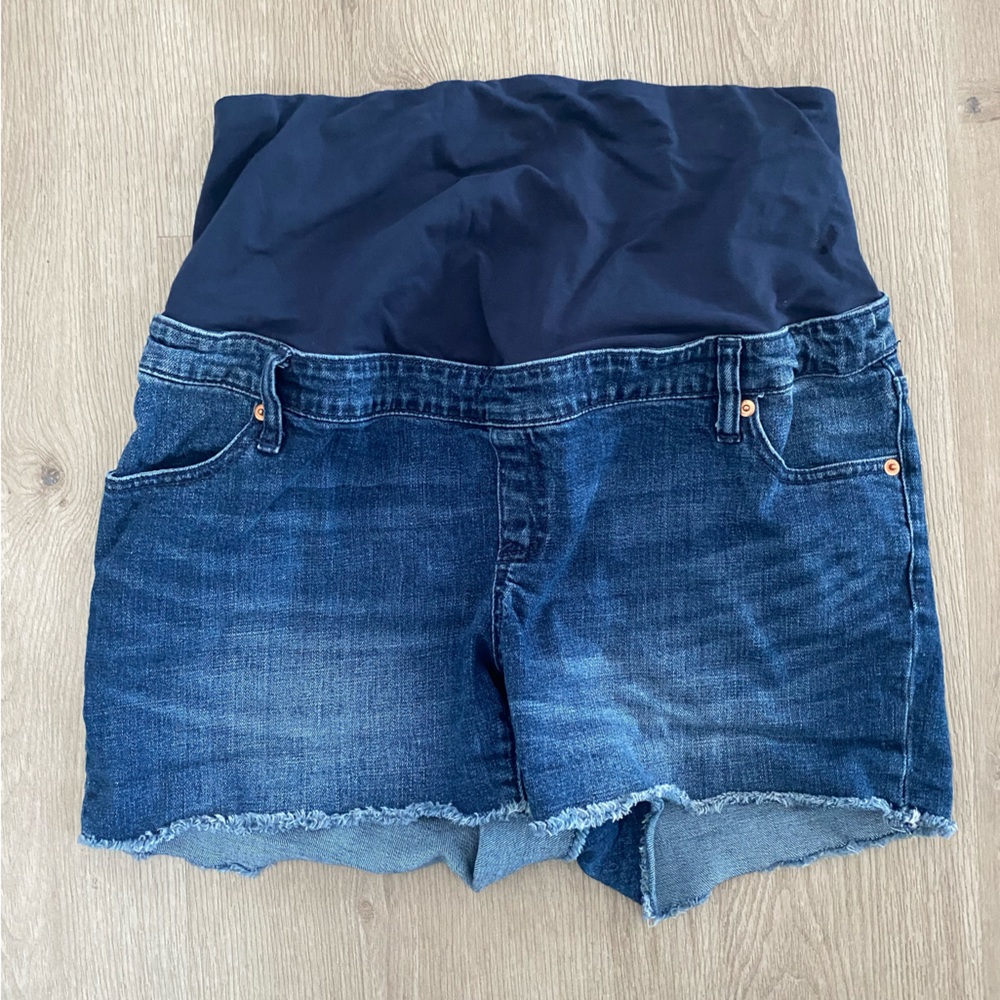 Gap maternity jean shorts